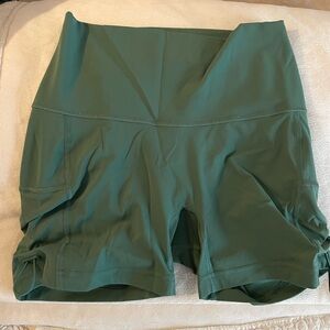 Gymshark Legacy shorts - Hoya green
